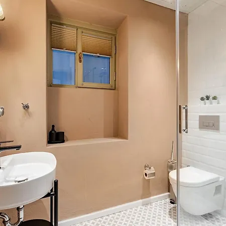 Iconic 5-bedroom Historic Mansion * Istanbul