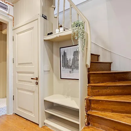 Iconic 5-bedroom Historic Mansion Feriehus