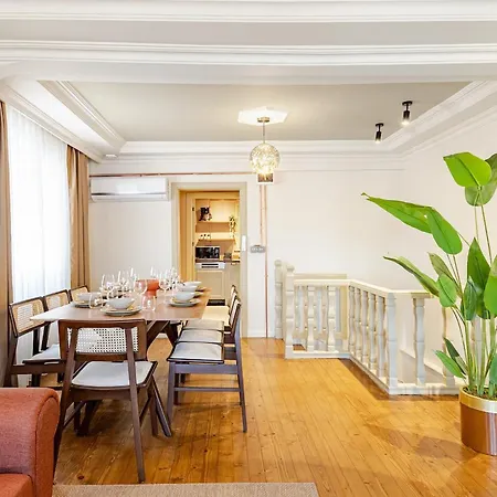 Iconic 5-bedroom Historic Mansion Istanbul