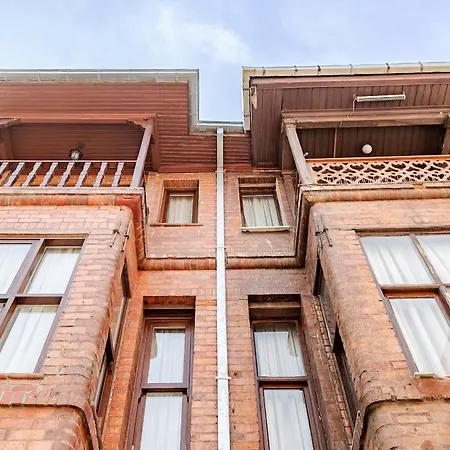 Iconic 5-bedroom Historic Mansion Feriehus Istanbul